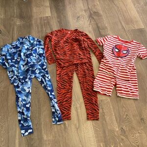 Lot of 3 Organic Cotton PJs Gap
